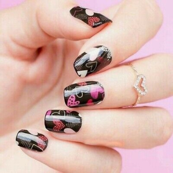 Jamberry Hearts A Glow Nail Wraps - Picture 1 of 2